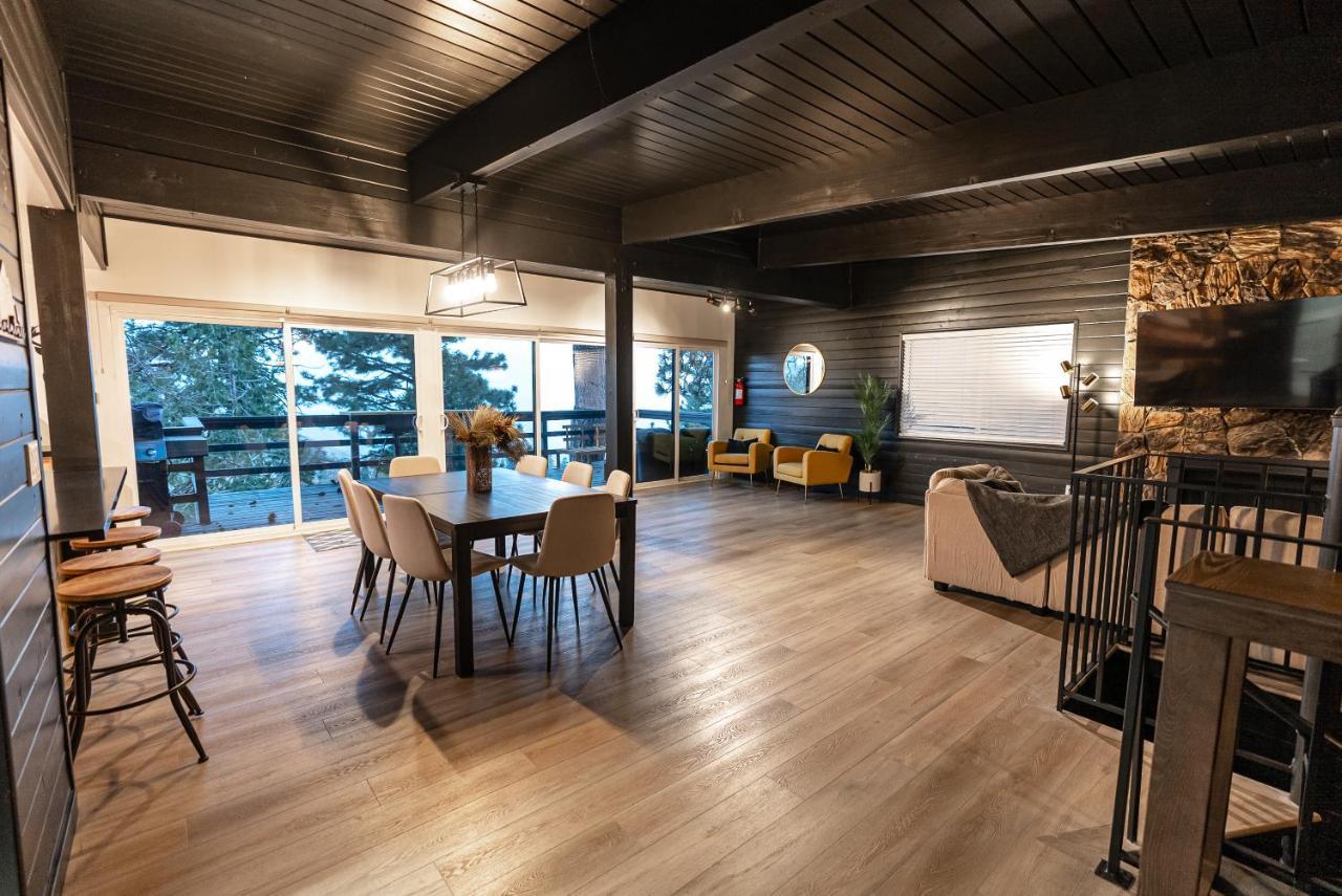 Updated Mountain Cabin Retreat With 180 Views Off Deck And Balcony Running Springs Esterno foto